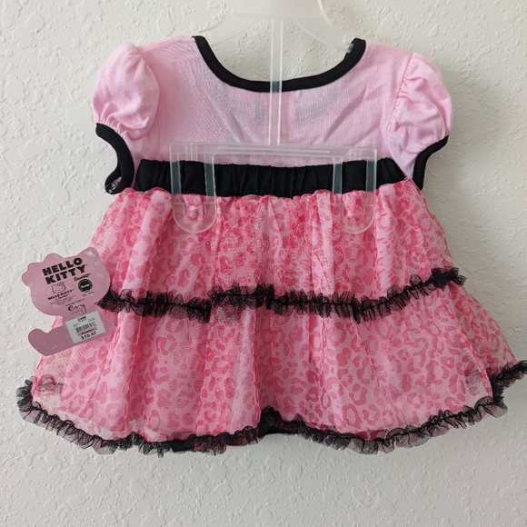 Hello Kitty shirt and skirt set, size 24 month - Picture 3 of 4
